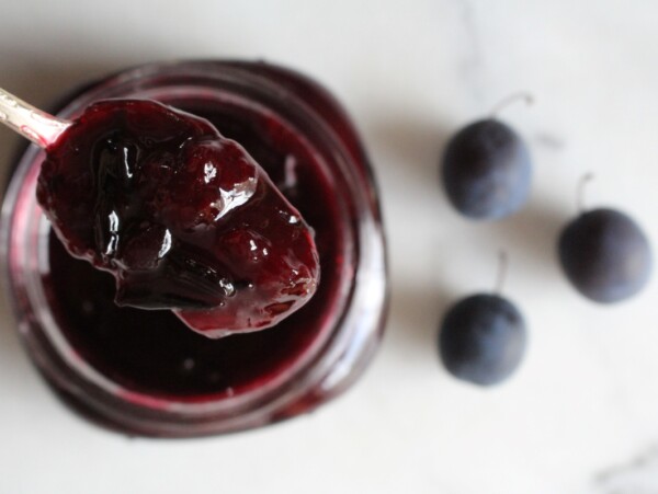 Damson jam