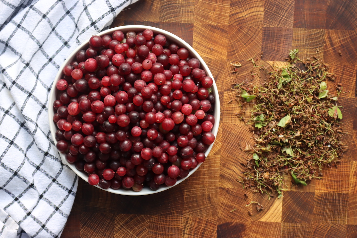 Cleaning Gooseberries