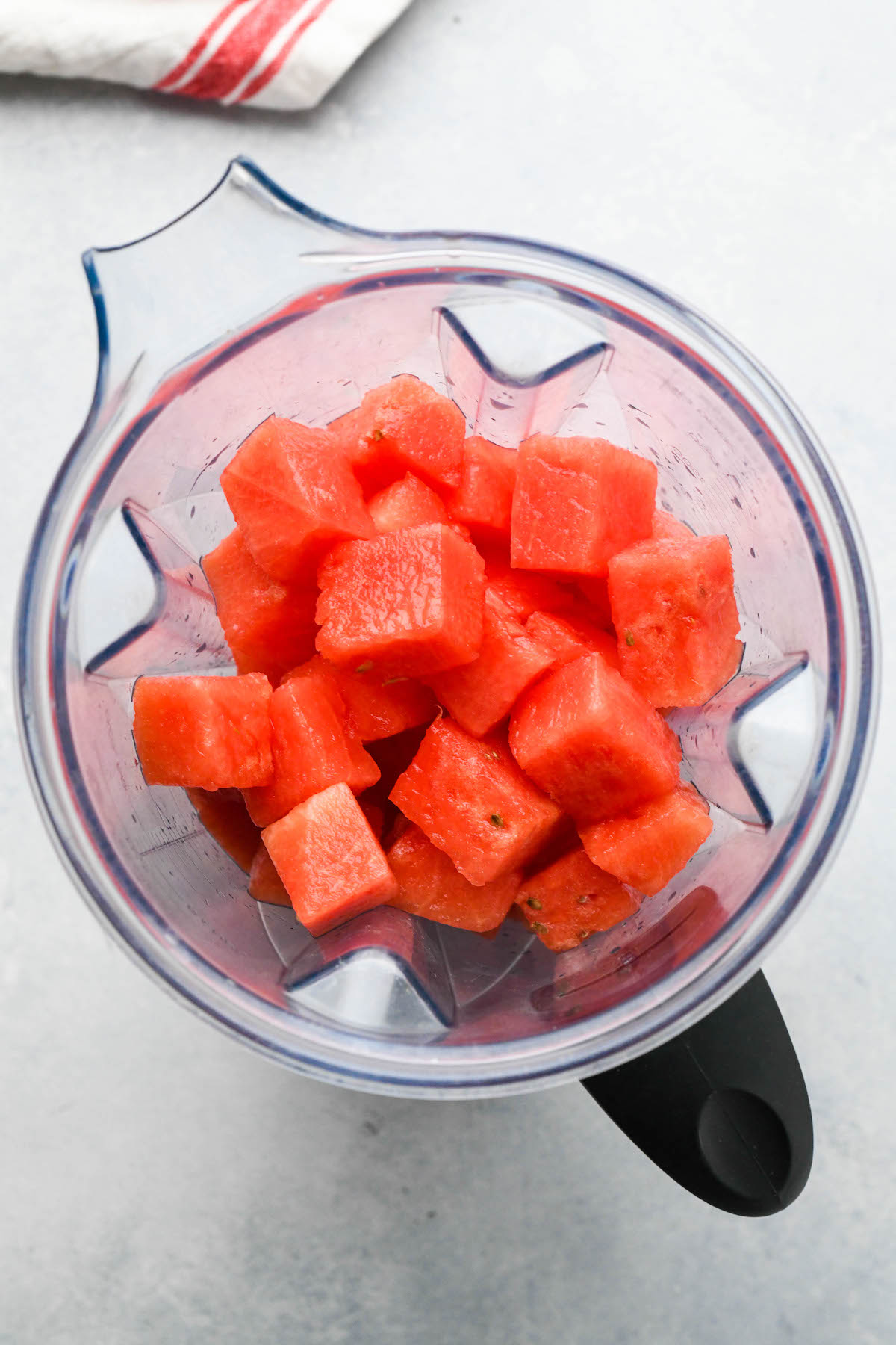 Blending fruit to make watermelon jelly