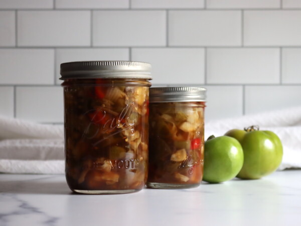 Green tomato piccalilli