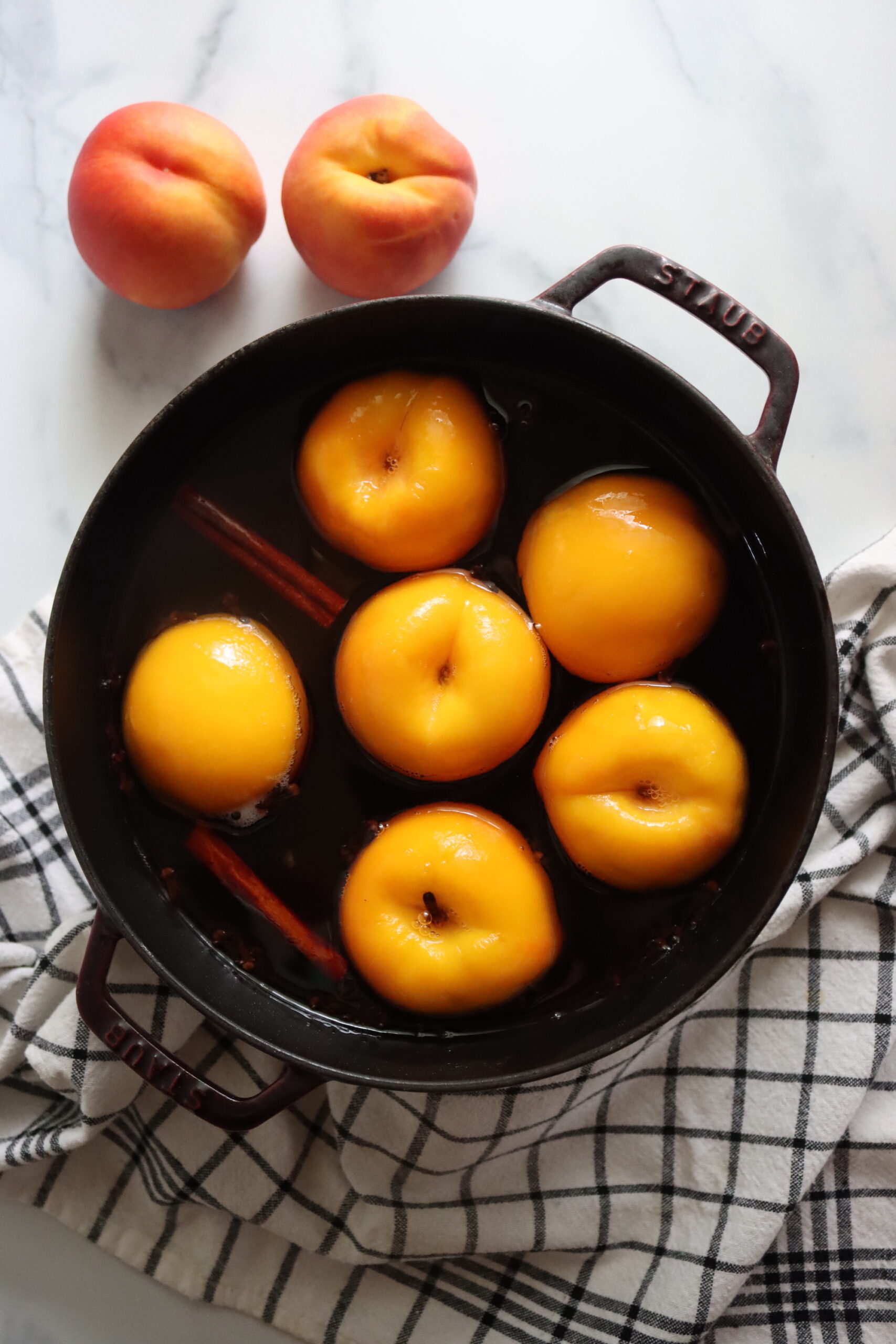 Making Pickled peaches