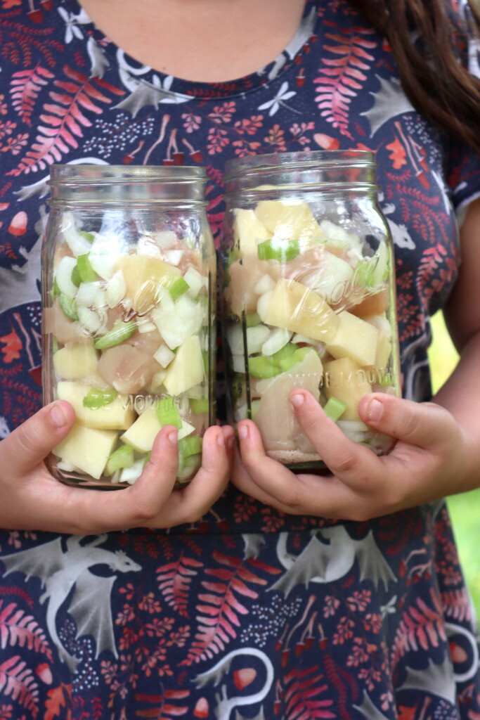 Jars for Chicken and Gravy Meal in a Jar