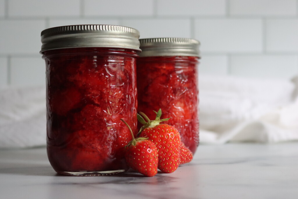 Low Sugar Strawberry Jam with Pomona's Pectin
