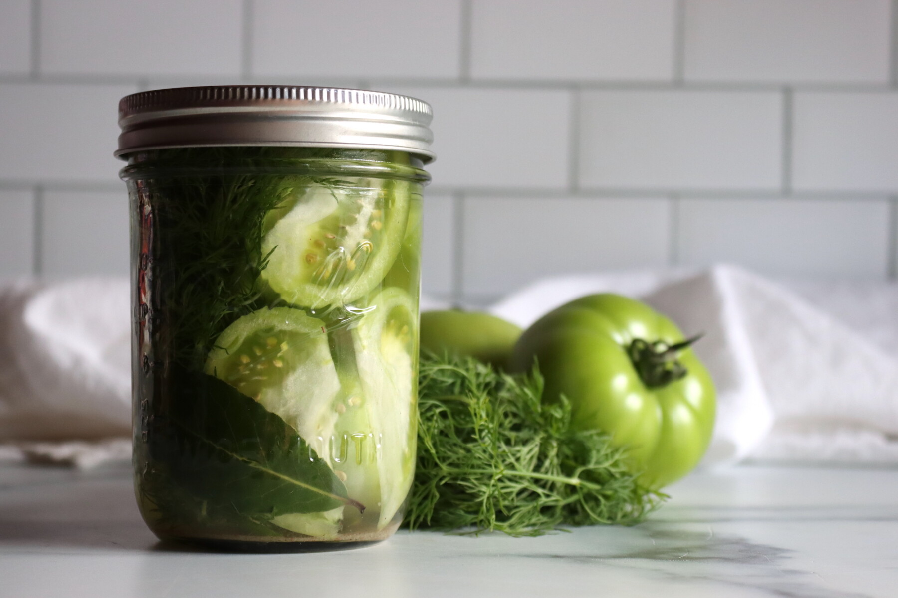 Dill Pickled Green Tomatoes