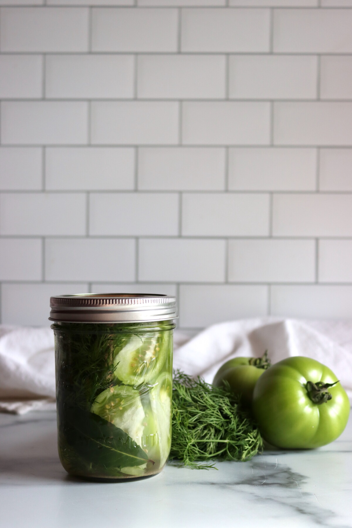 Dill Pickled Green Tomatoes