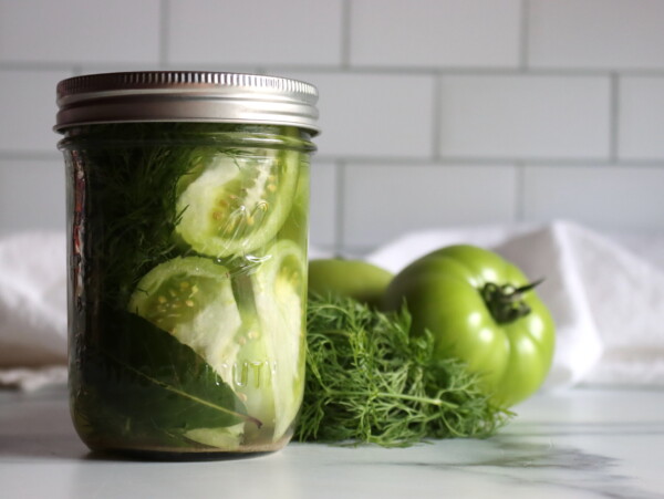 Dill Pickled Green Tomatoes