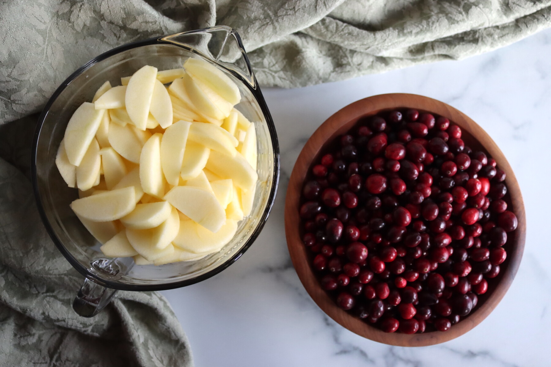 Making Cranberry Applesauce