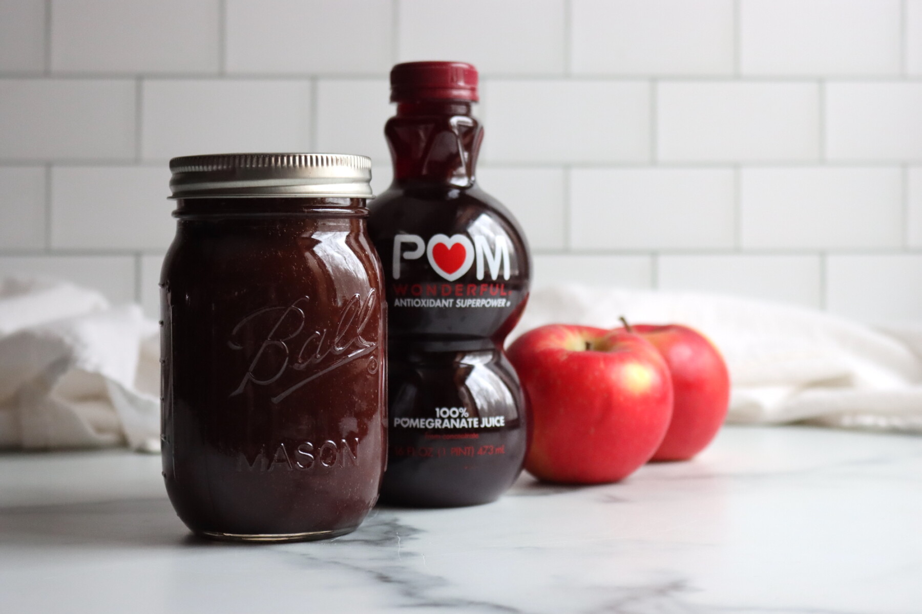 Pomegranate Applesauce