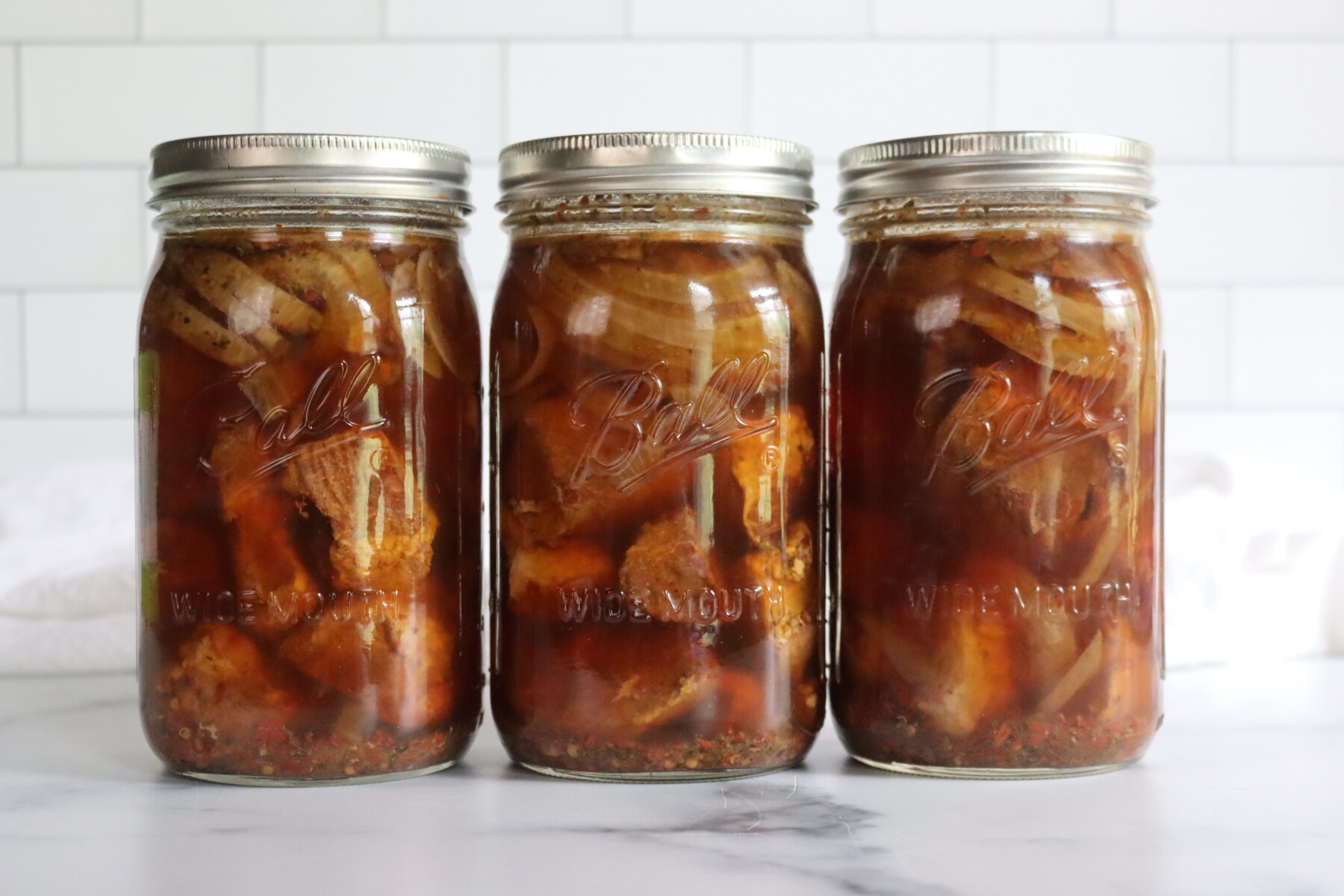 Canning Roast Pork in Spicy Broth