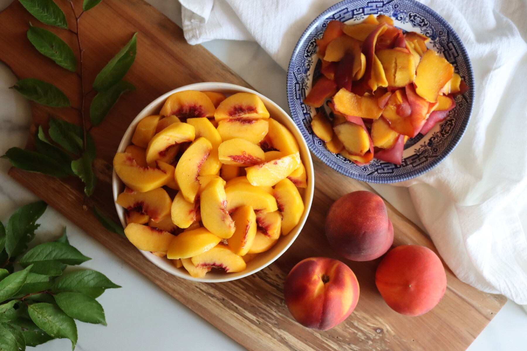 Slicing Peaches